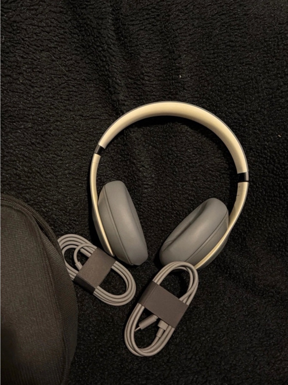 Beats Studio Pro